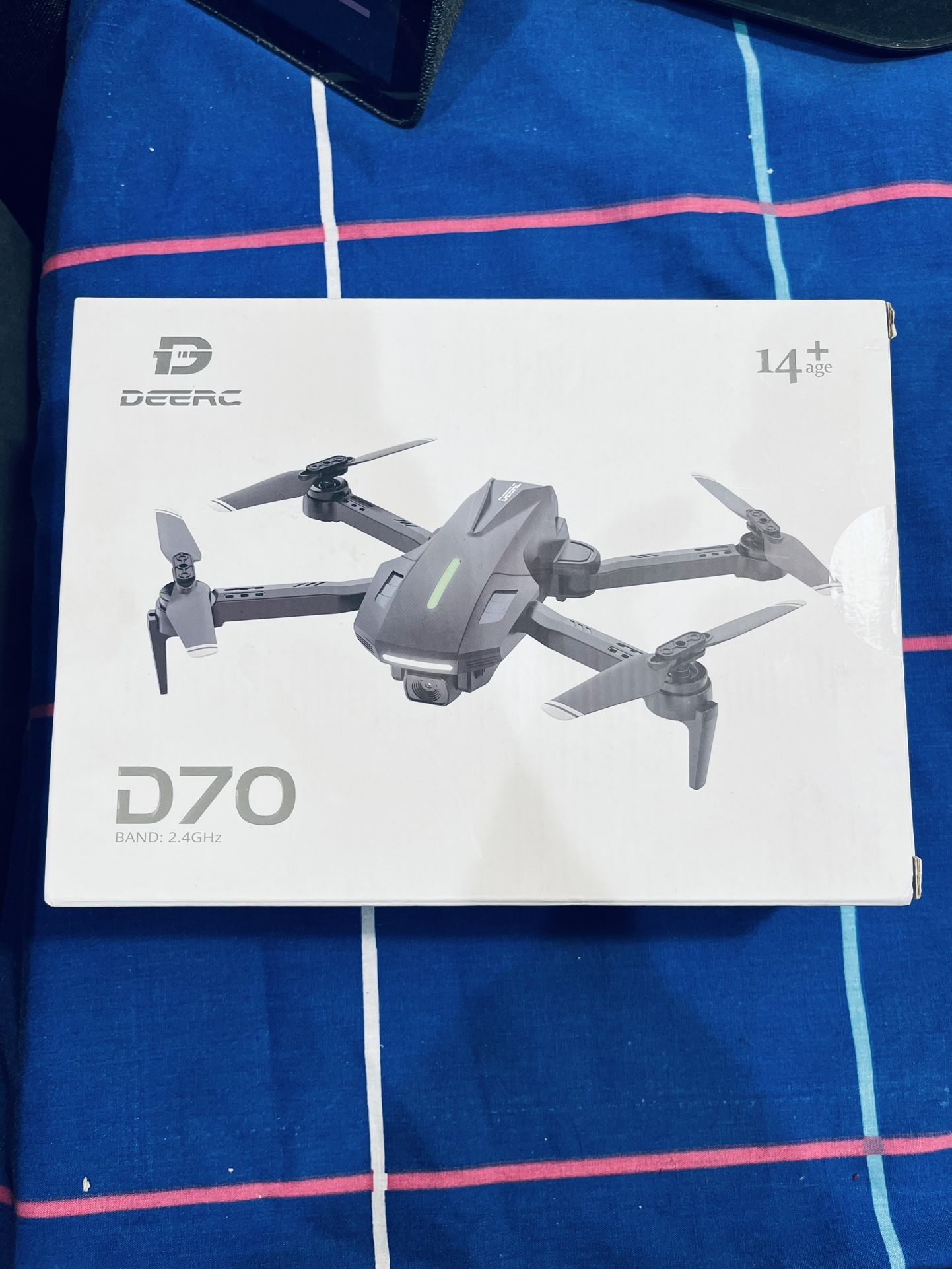 Brand new DEERC D70 Drone with Camera,720P HD FPV Foldable Drones,2 Batteries,One Key Landing/takeoff