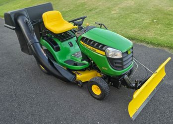 42" John Deere D110 rider mower
