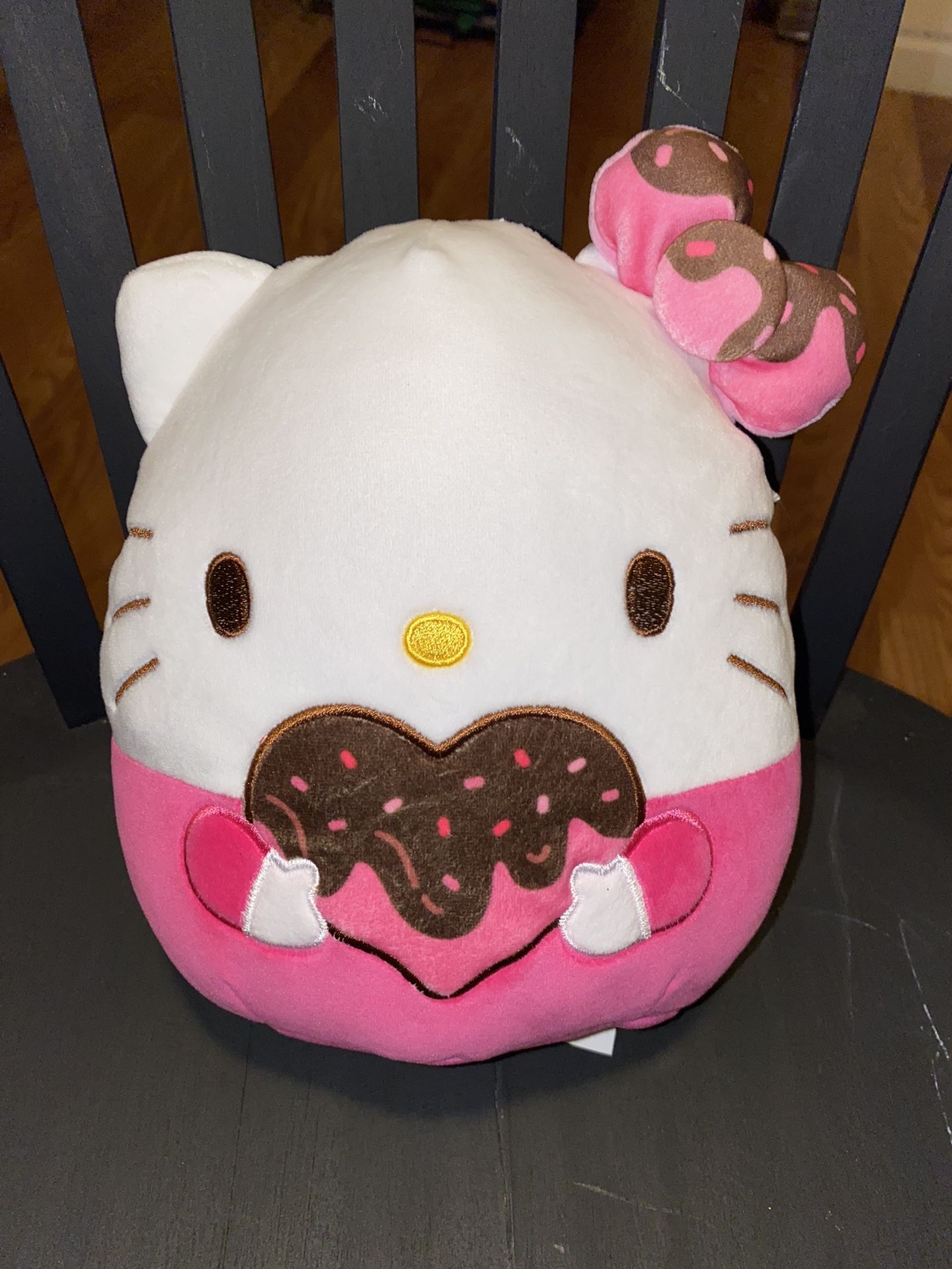 Hello Kitty Valentines Squishmallow