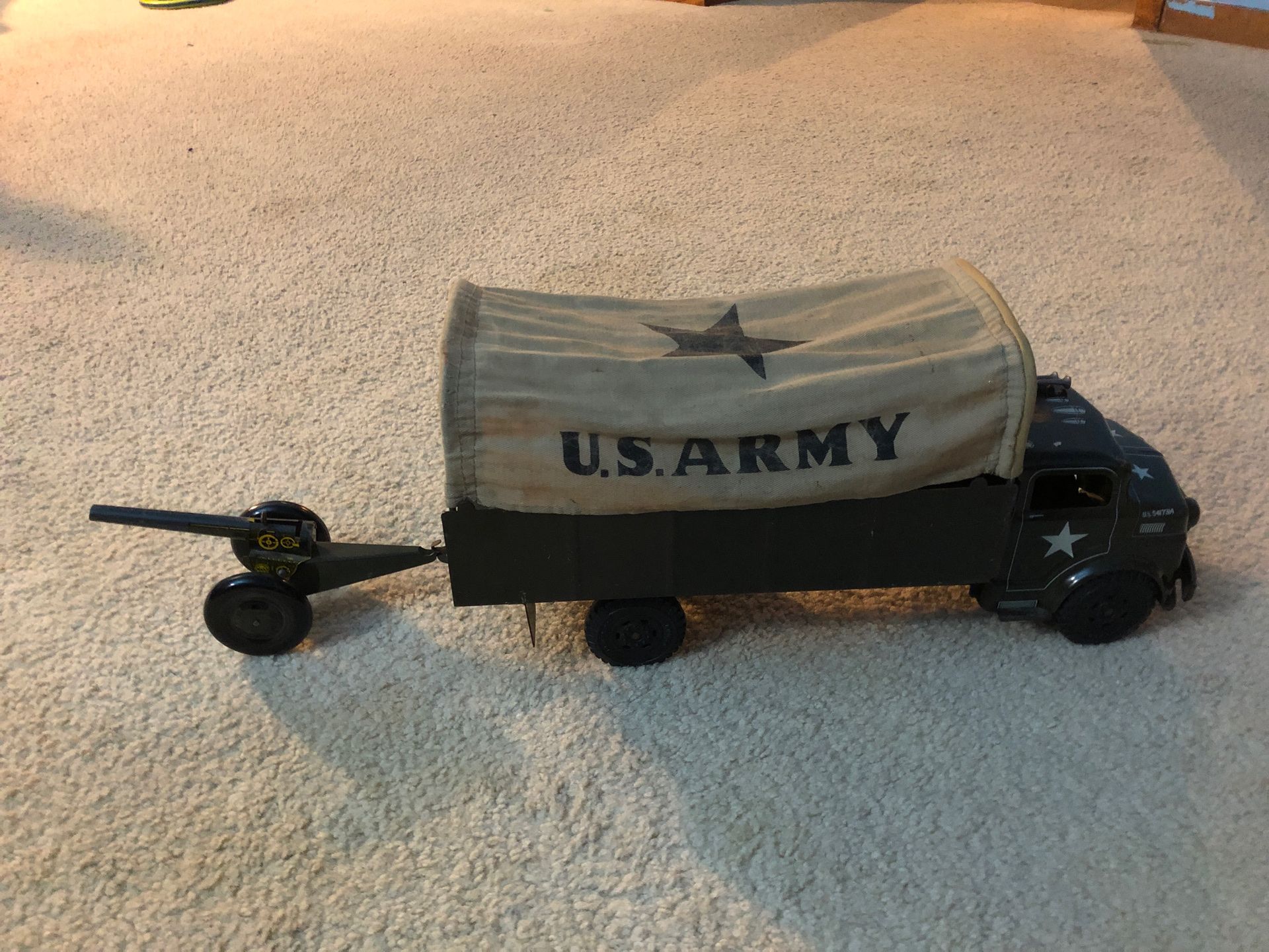 U s army toy truck with cannon
