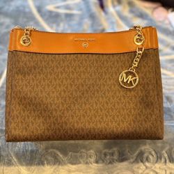 Michael Kors Purse 