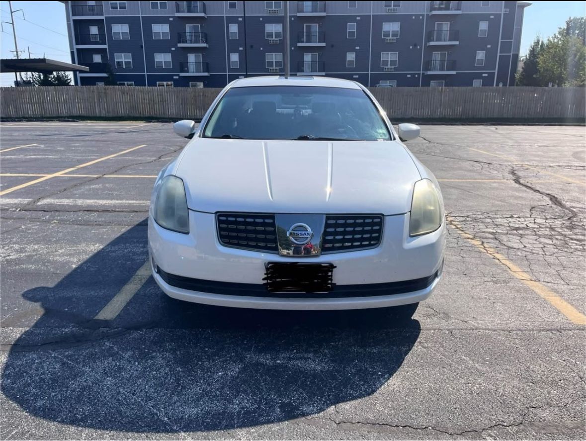 2004 Nissan Maxima