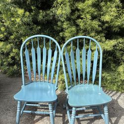 2 chairs