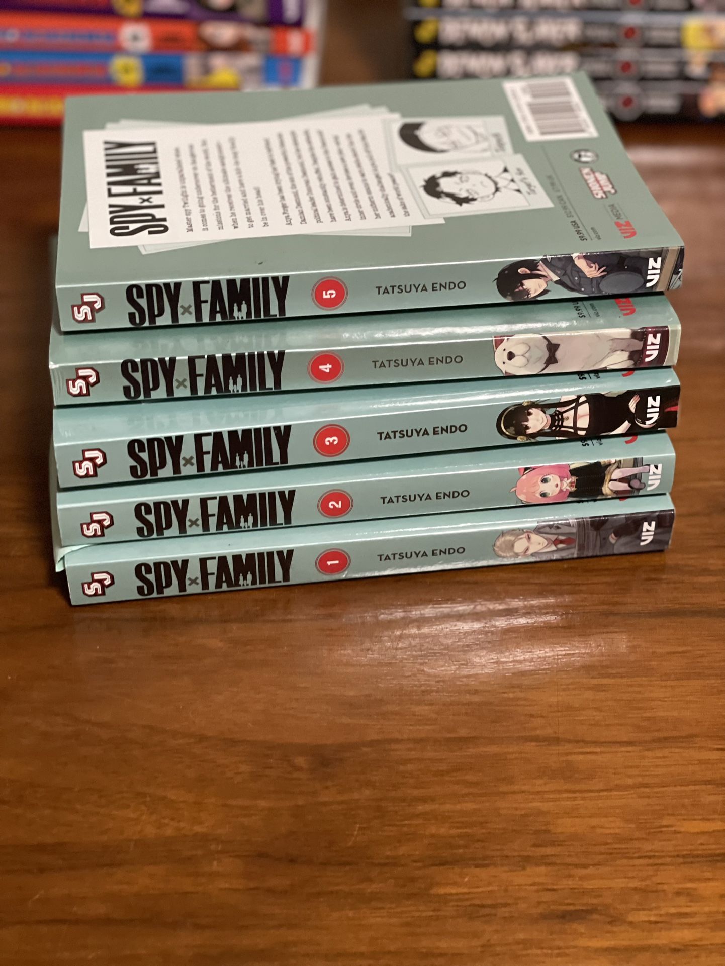 Spy family books 1-5