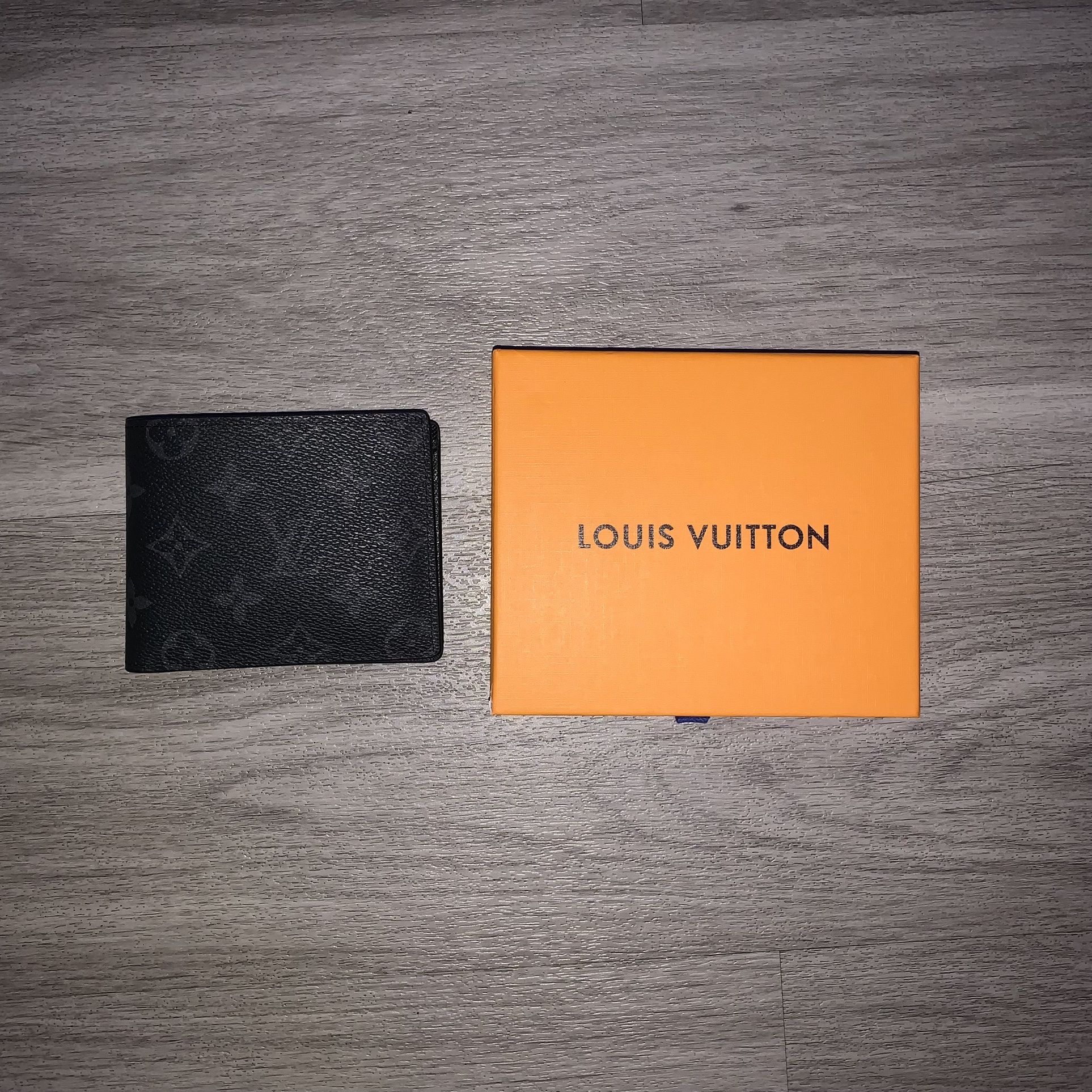 Loui Vitton Wallet for Sale in Boca Raton, FL - OfferUp