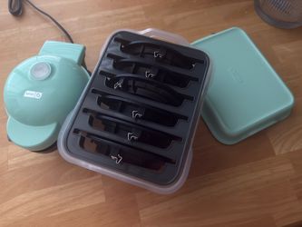 MultiMaker Mini Waffle System with 5 Removable