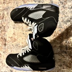 Jordan 5 Retro Black Metallic Reimagined