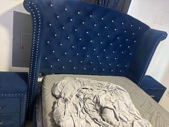 Queen bed frame and 2 nightstands