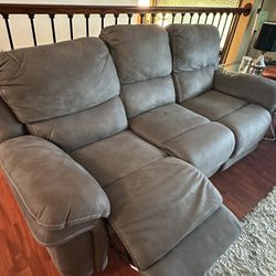 Power Reclining 3 Seat Couch 