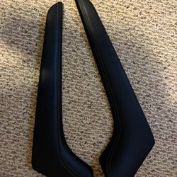 Q60 Front Trim Near Gear Shifter 