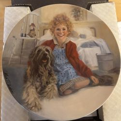 First Issue In The Series,  The Edwin M. Knowles China Co.  “Annie And Sandy” Collector Plate 