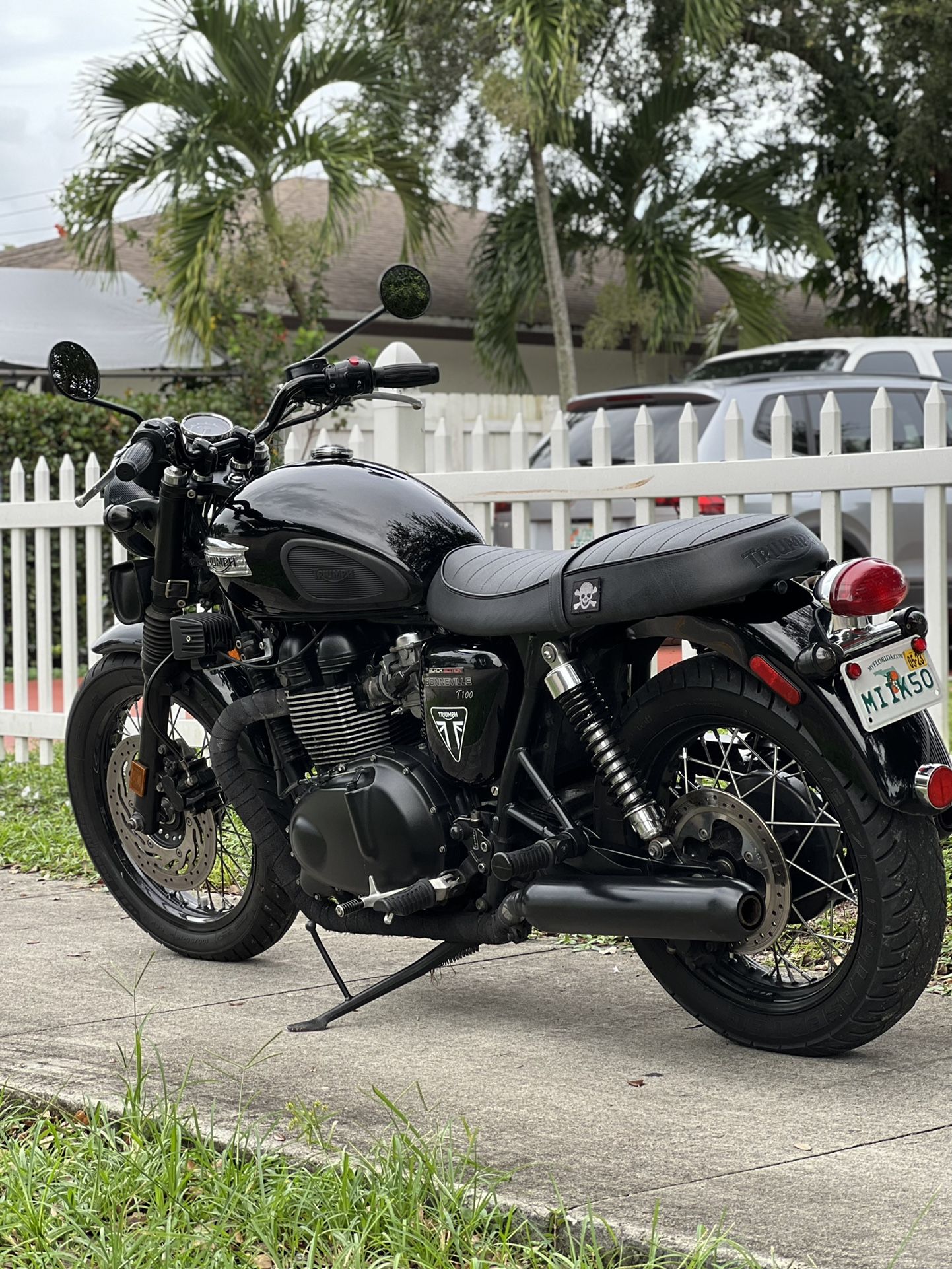 2014 Triumph Bonneville T100 Black Edition