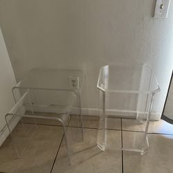 Acrylic coffe table set of three