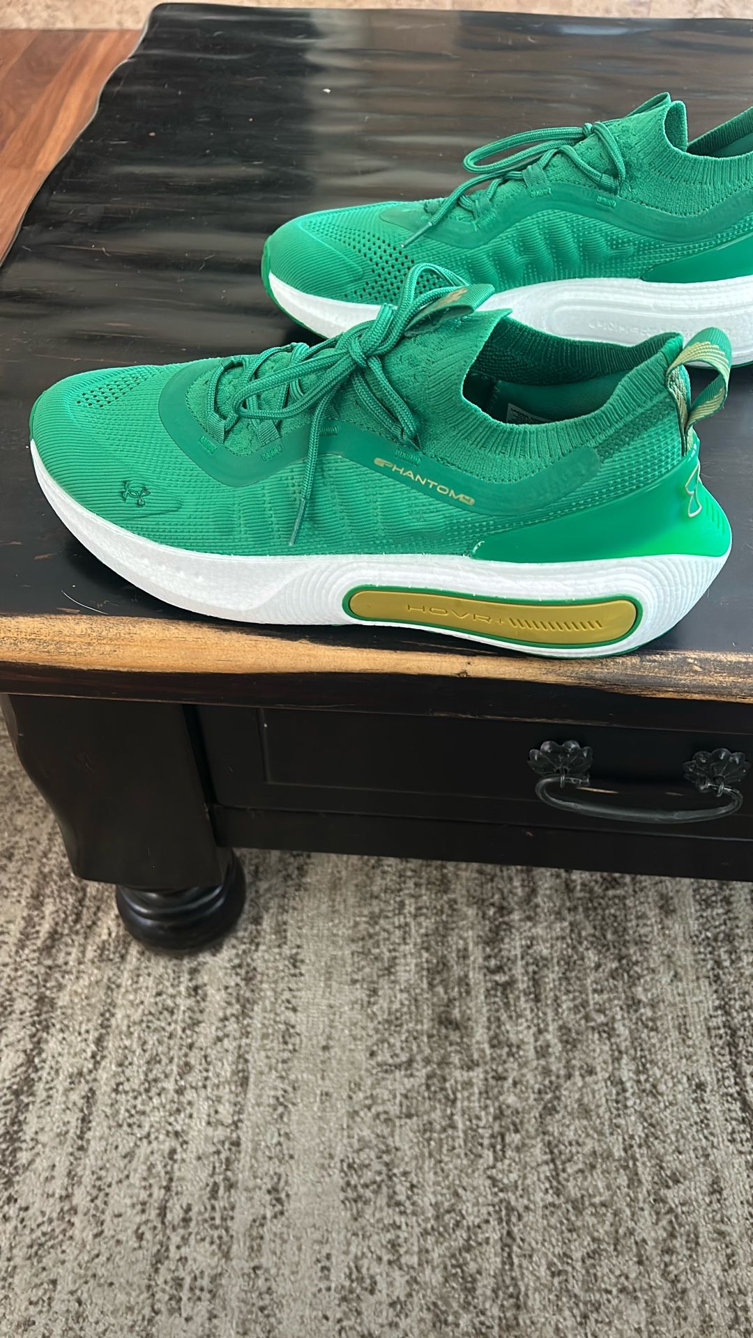 SIZE 12 Under Armor NOTRE DAME Basketball Shoes