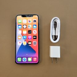 iPhone X 256gb  - UNLOCKED - Like New  