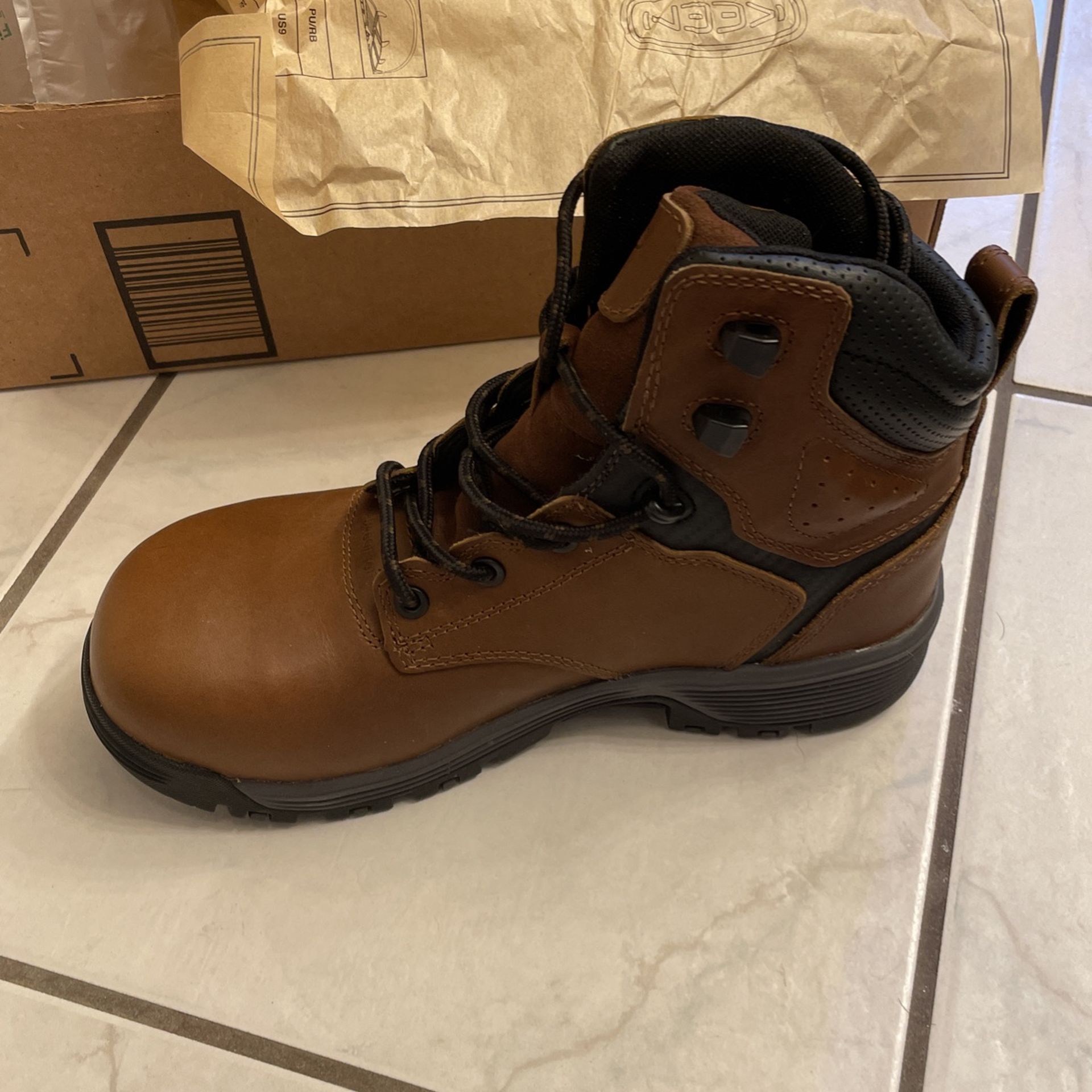 Keen Work Boots For Women Size 7 New