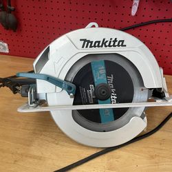 Makita HS0600 10 1/4” circular saw