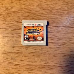 Nintendo 3ds Pokemon Ultra Sun(STACKED ACC!!)