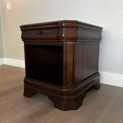 Oversized Office Table Brown Mahogany Solid Wood Nightstand-Side Table