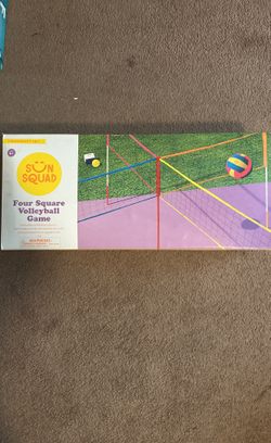 Four Square volleyball Game UNOPENED