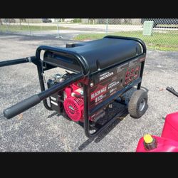 Black Max HONDA GENERATOR GX390  13HP  GOOD CONDITIONS ALMOST NEW CONDITIONS  