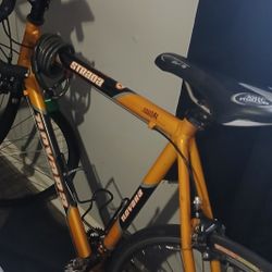 Novartis Strada 1600 Series