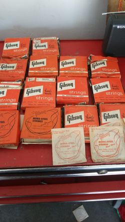 Gibson guitar strings