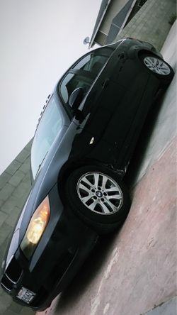 BMW 325i