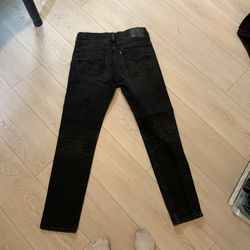 32x32 black levi jeans