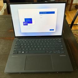 ASUS Zenbook DUO Dual 14” 3K OLED Touch Laptop Intel Ultra 9 32GB Ram 1TB SSD