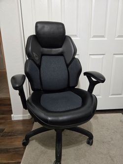 DPS Gaming Chair