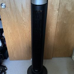 Tower Fan (with Remote)