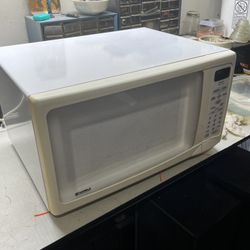 Kenmore Microwave 