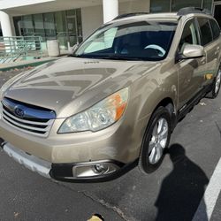 2010 Subaru Outback Limited