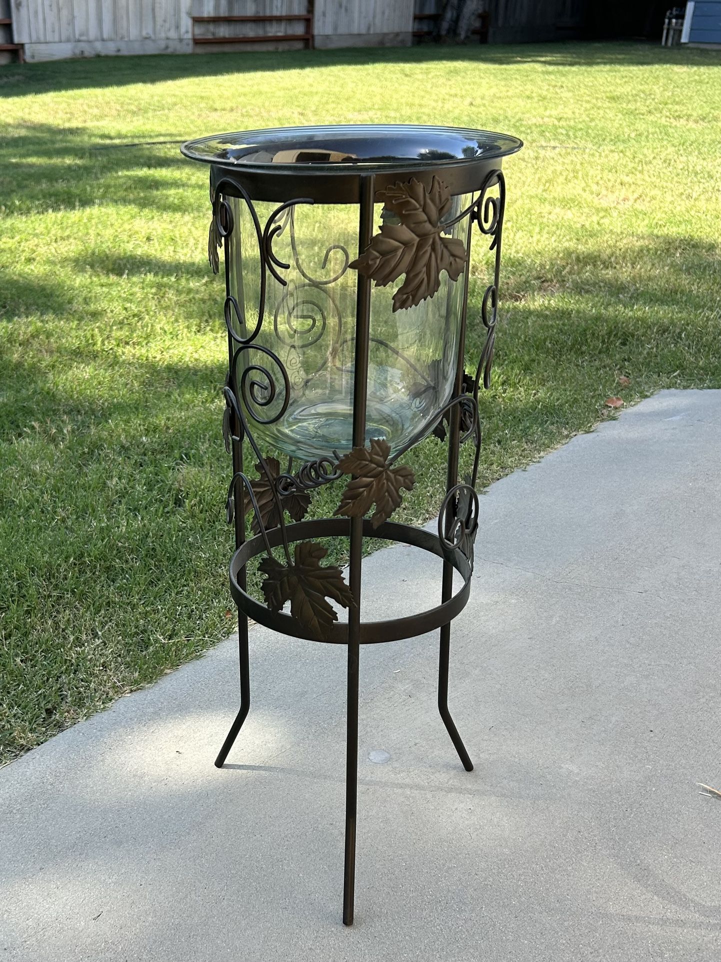 PartyLite Original Seville 3-Wick Candle Holder Stand And Glass Hurricane IVY