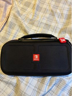 Nintendo games and case