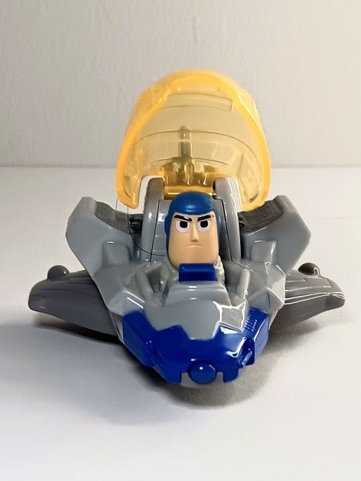 BUZZ PILOTING XL-01 | DISNEY PIXAR LIGHTYEAR #01 | MCDONALDS 2022 | OPEN