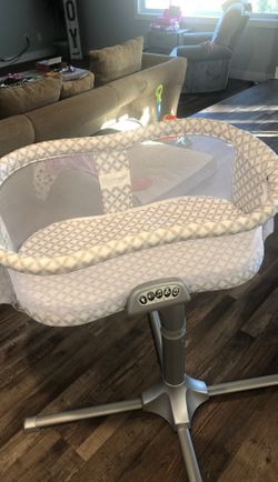 Halo bassinet