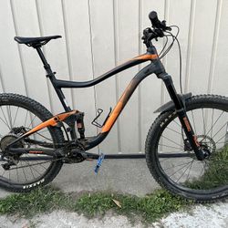 Giant Trance Full Suspension Mountain Bike XL Very Nice! Comes W/Dropper Post!