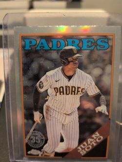 2023 Topps Chrome 88 Topps