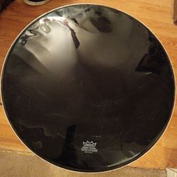 REMO#18"(ebony series)weather king ambassador black drum head