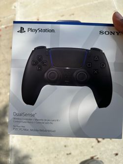 Black ps5 dual sense controller