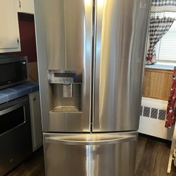 Kenmore Elite Refrigerator & Freezer