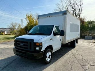 2016 Ford E350 Super Duty Cutaway