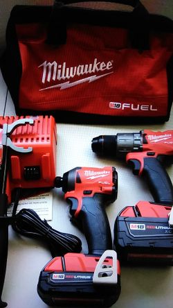 Milwaukee New KIT 2018 New Generation 18M: Impact,Drill,battery 3.0-battery 2.0,Charge,bag. Kit Herramientas Nueva Última Generación