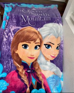 Beautiful Disney Frozen Elsa and Anna Fleece Blanket, Full/Twin Size ❄️💜