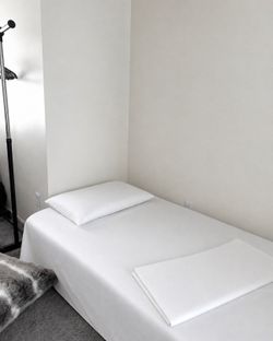Twin Bed Furnished Shared Studio Apartment Torrance Redondo Beach
