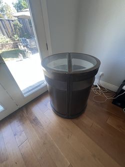 Round Bar/Wine Cabinet
