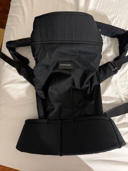 Mama cozy baby carrier