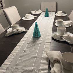 Table Runner